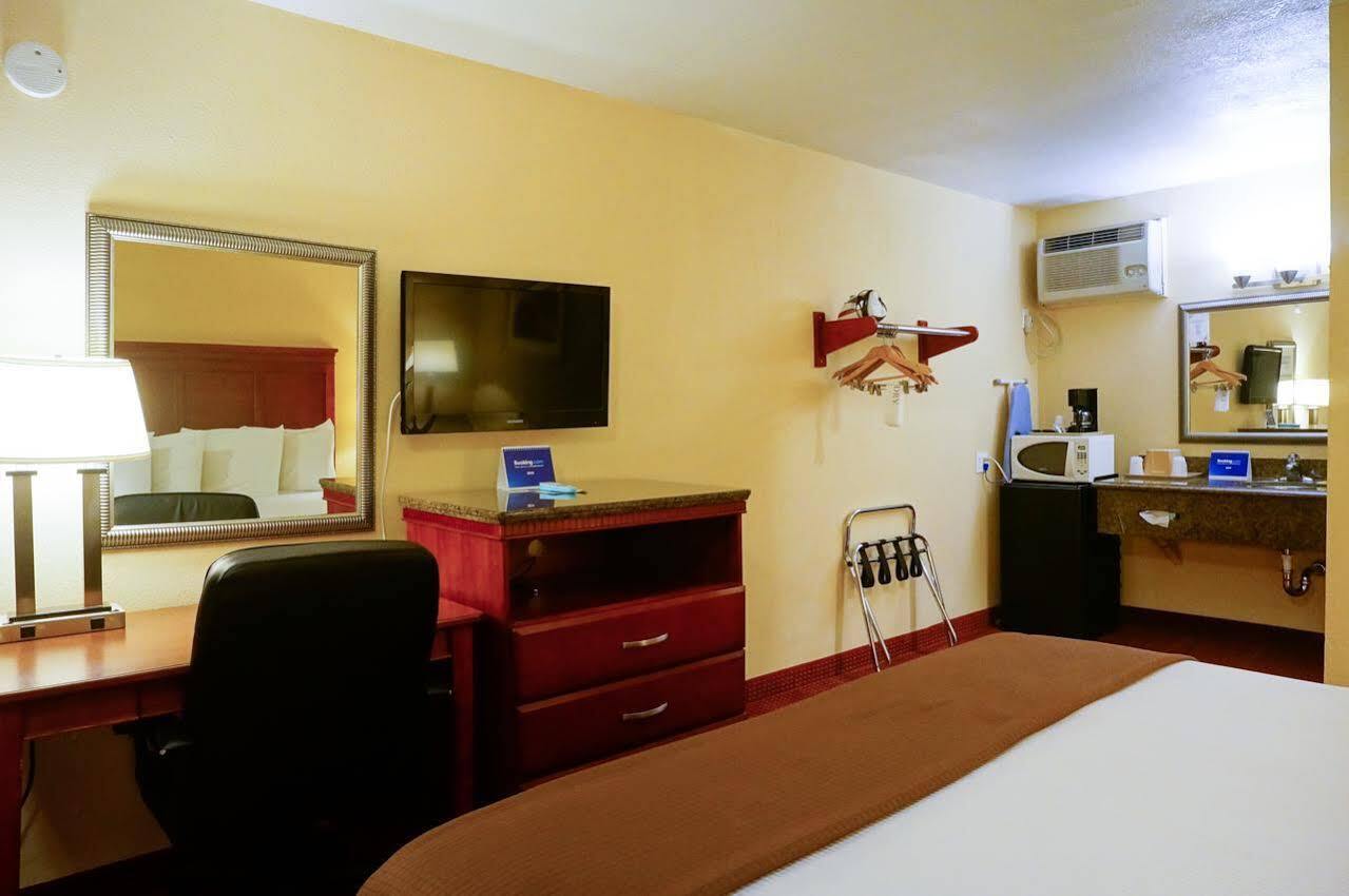Rodeway Inn Санта Клара Экстерьер фото